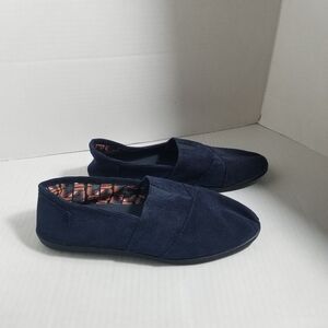 WHITE LANE BLUE CORDUROY LOAFERS SIZE 8